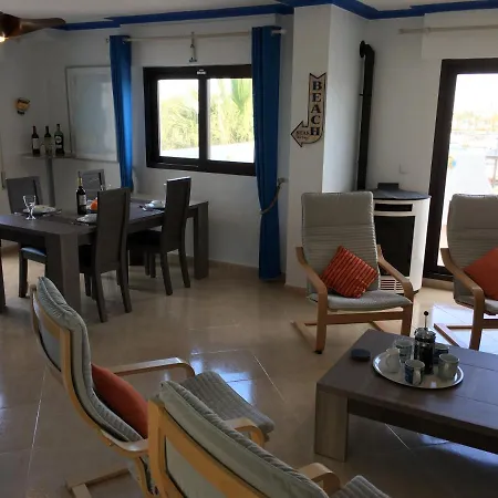 Tomas Maestre Marina Apartment *
